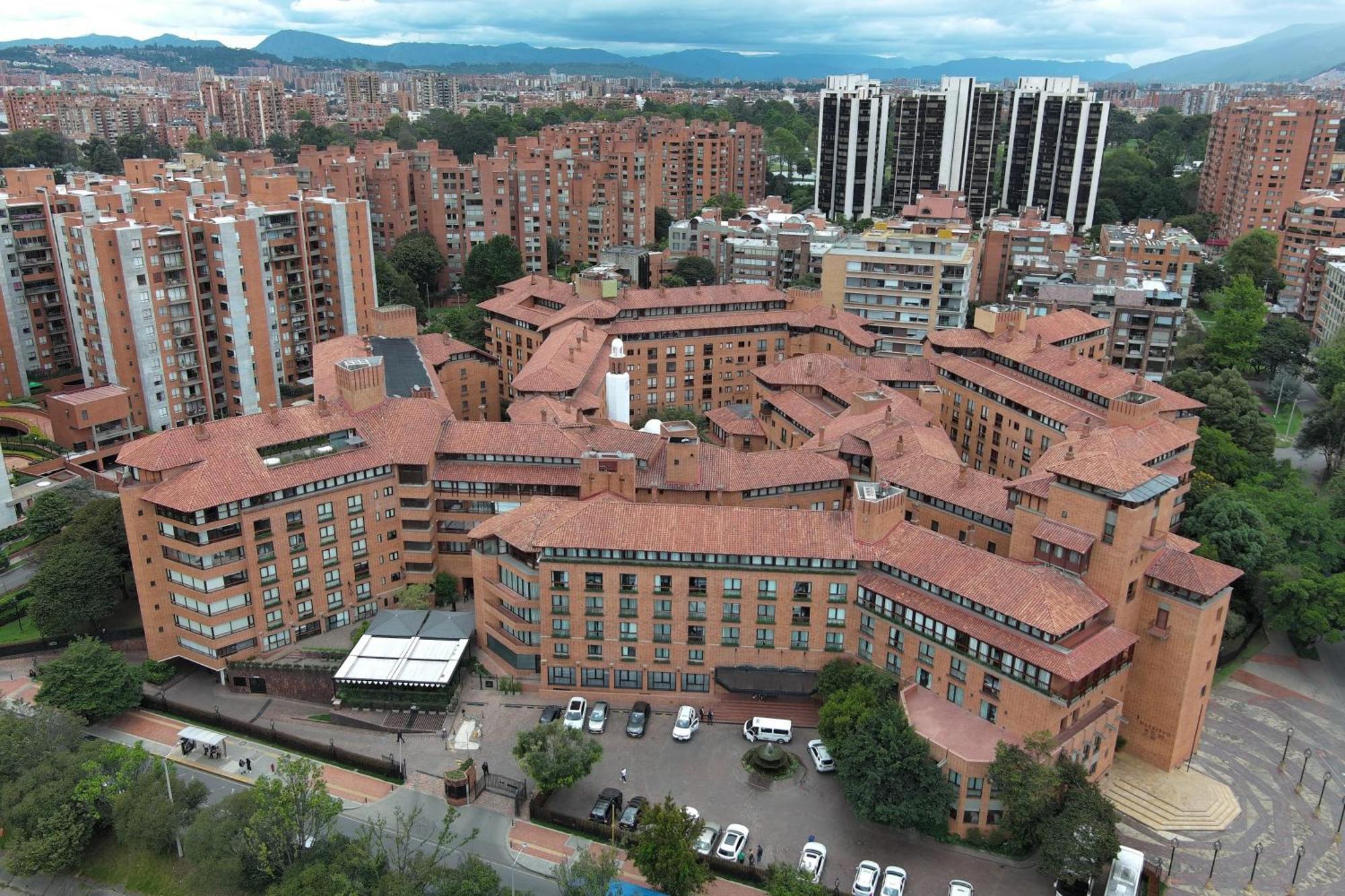 Estelar - La Fontana 4*